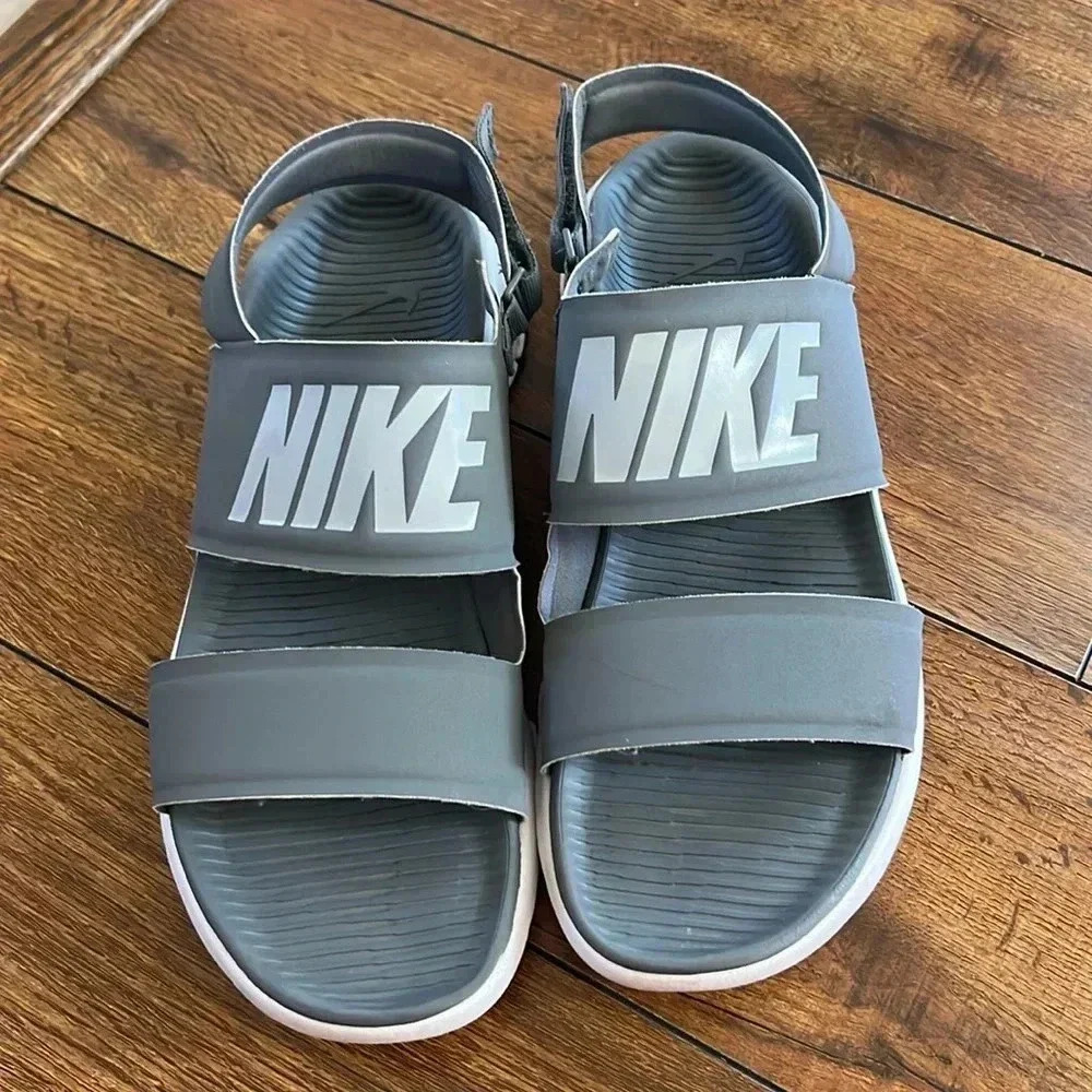 Nike Tanjun Sandal 9